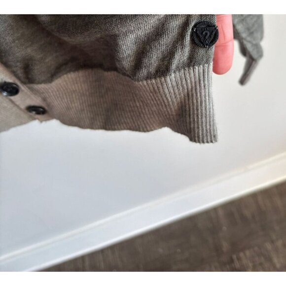 Guess Mens V-Neck Long Sleeve Button-Up Wool Classic Cardigan Sweater Gray  M - Picture 6 of 13